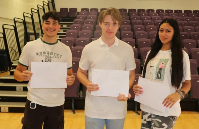 Prestigious apprenticeship and university destinations for south bank university academy students 1